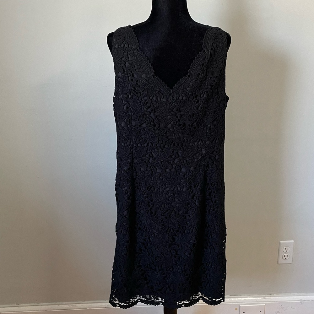 white lace dress for winter Long-sleeved wool lace dress